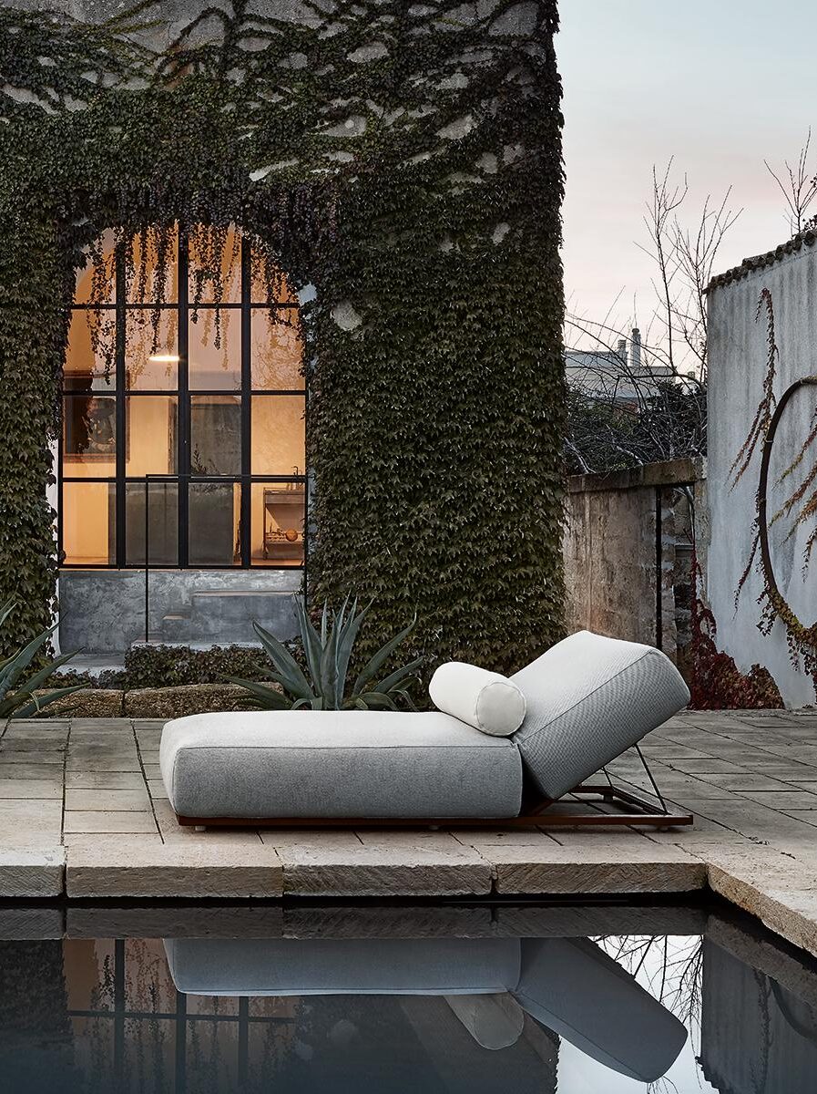 20241021100633claud-open-air-setting-1800×1200